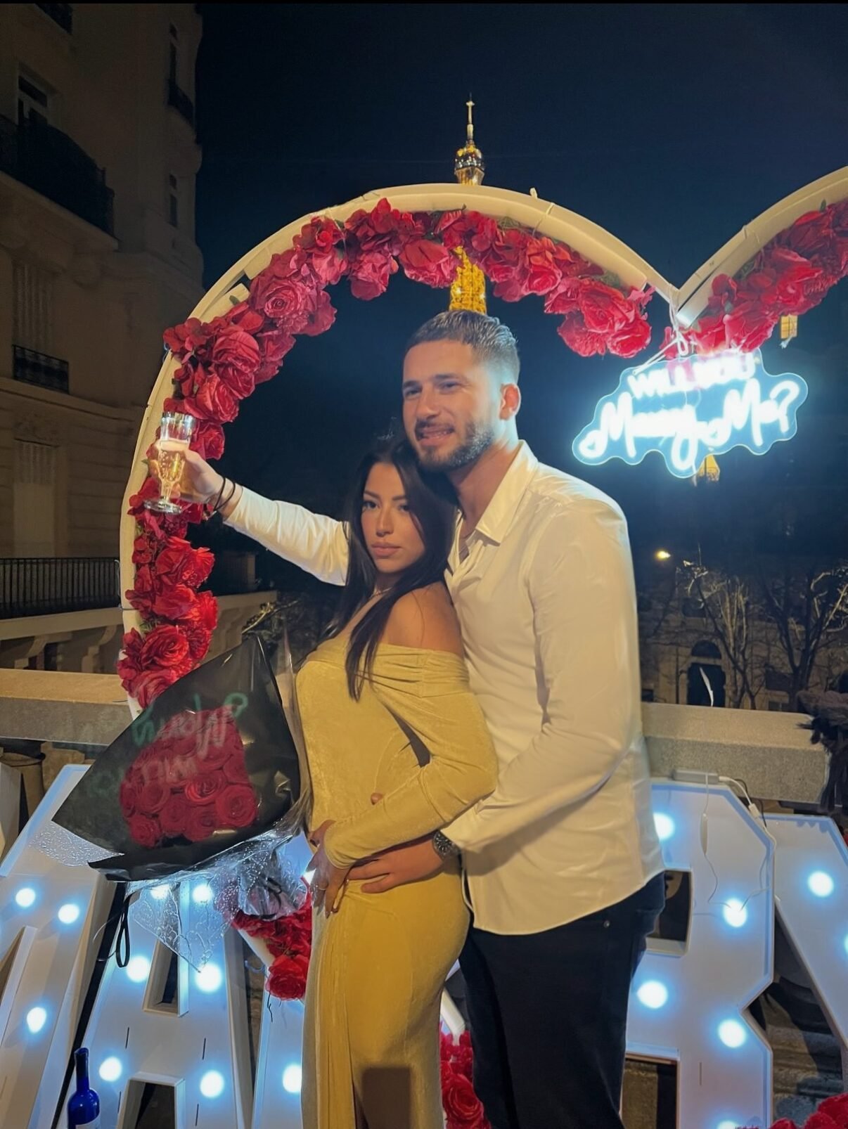 Facetune_13-12-2025-16-54-40